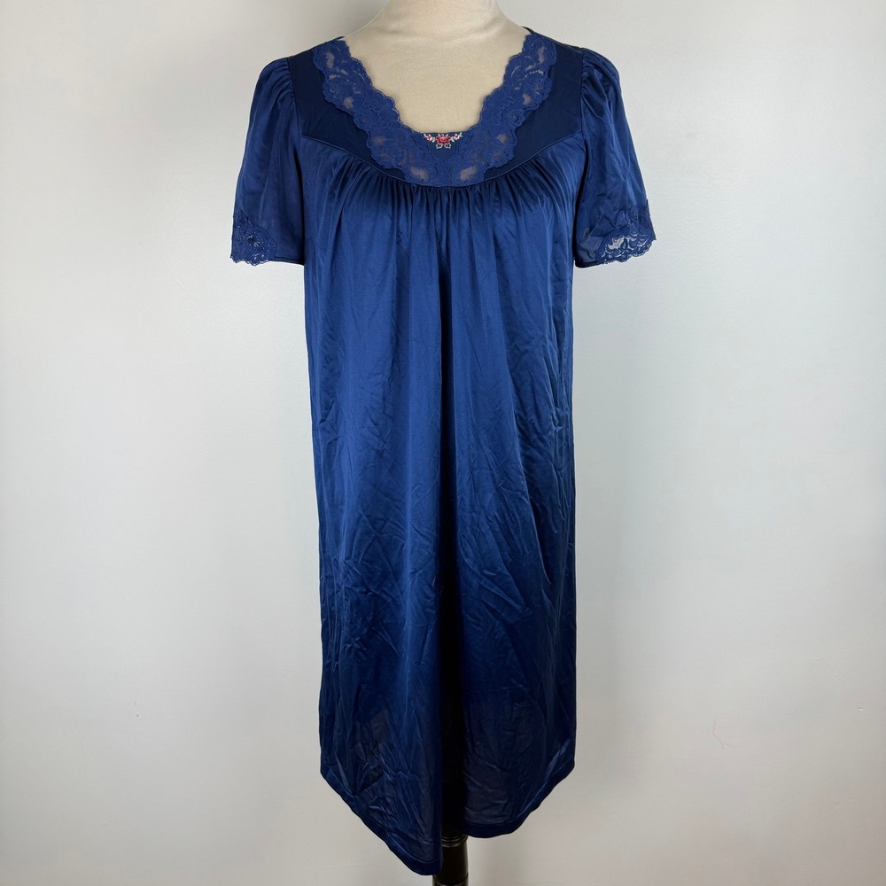 Vintage 70's Shadowline Blue Nylon Lace Trim Slip Gown Short Sleeve Made USA Sm